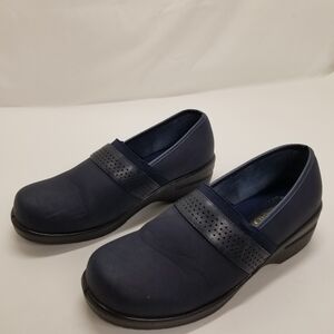 Ingaro Faith Womans Size 8.5M Navy Blue Leather Loafer Clogs Non-Slip Slip On